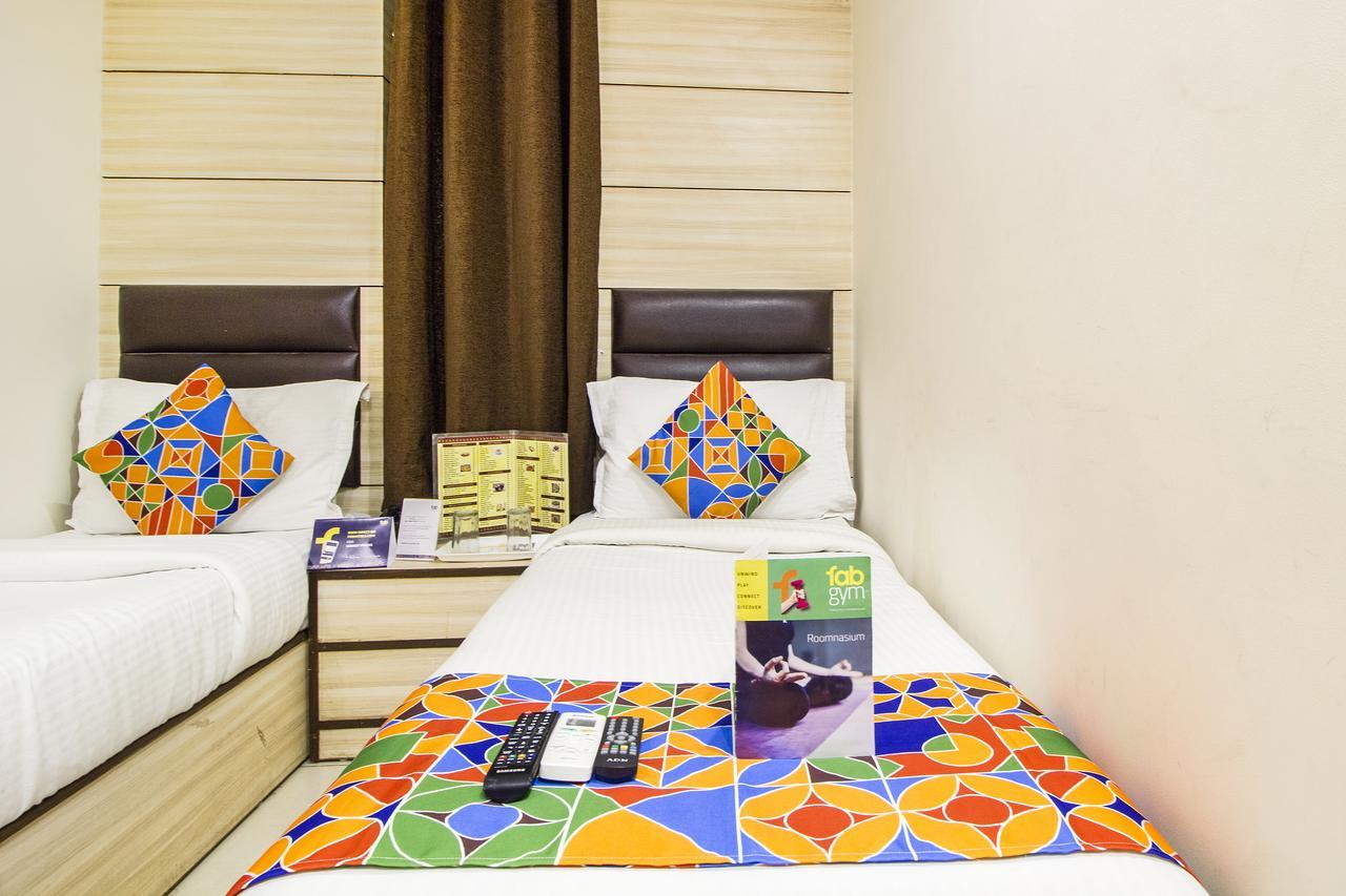 Fabexpress Le Continental Paharganj New Delhi Otel Dış mekan fotoğraf