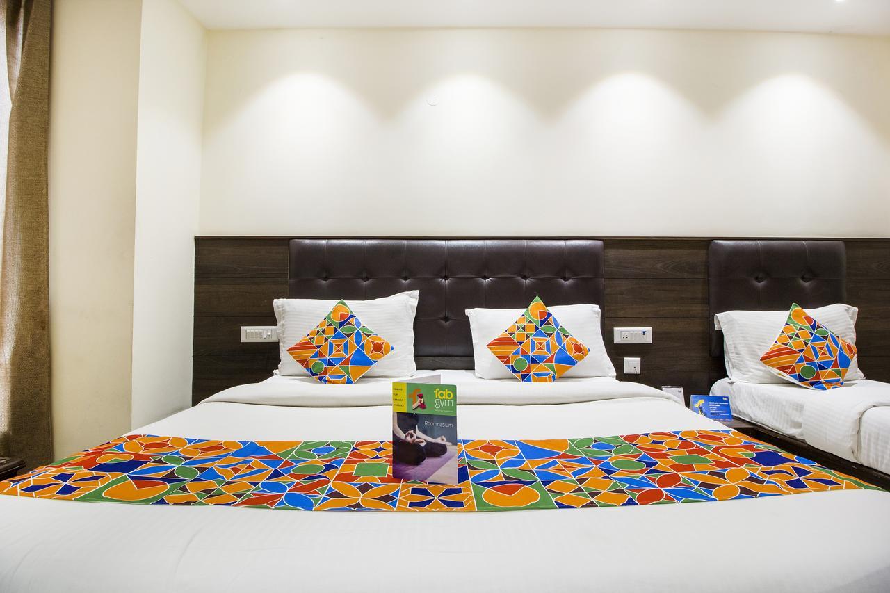 Fabexpress Le Continental Paharganj New Delhi Otel Dış mekan fotoğraf
